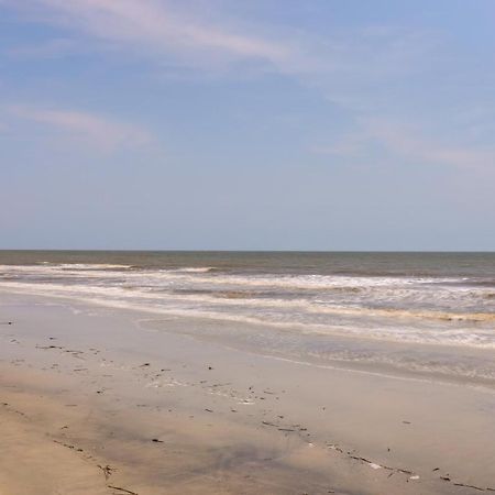 Pet-Friendly Jekyll Island Abode - Walk To Beach! Exterior photo