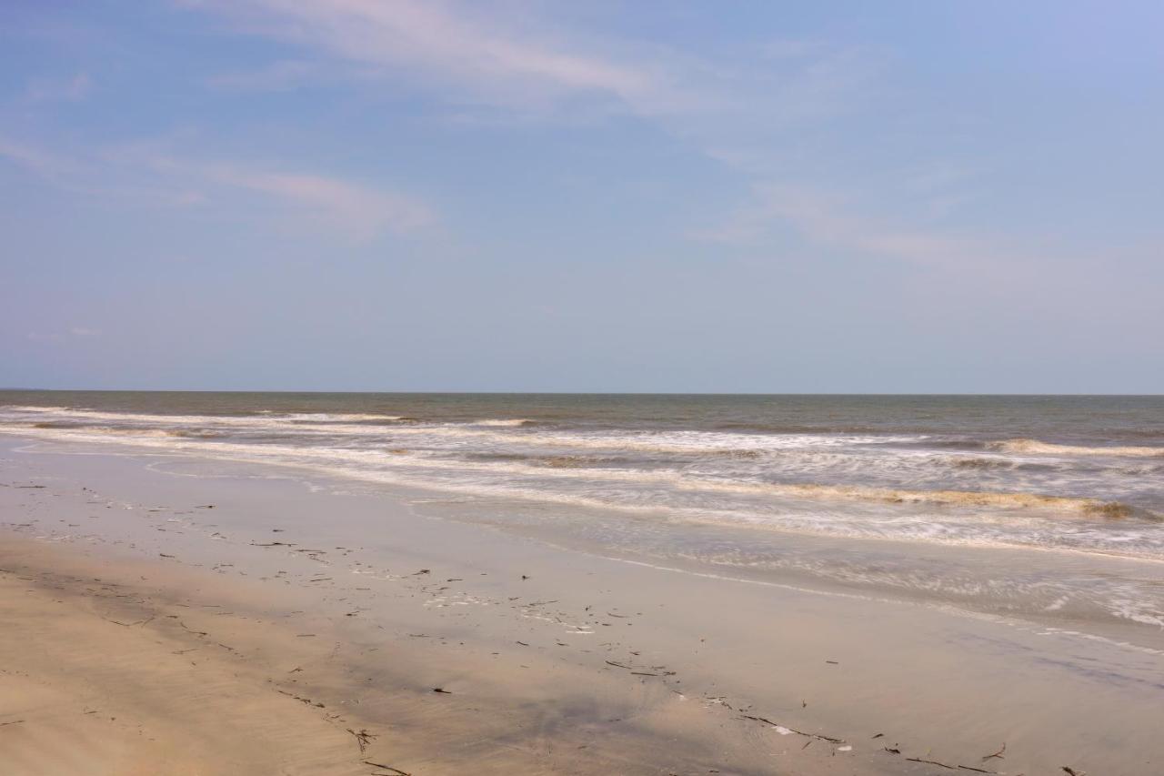 Pet-Friendly Jekyll Island Abode - Walk To Beach! Exterior photo